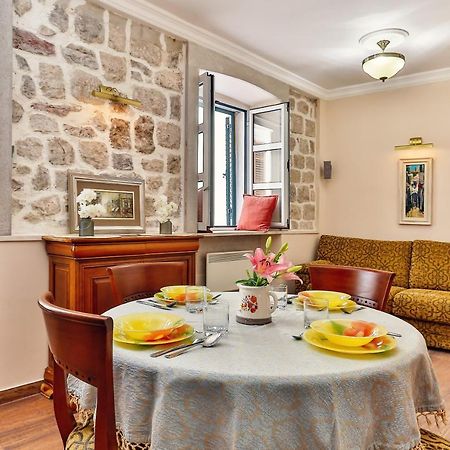Apartman 367 Kotor Luaran gambar