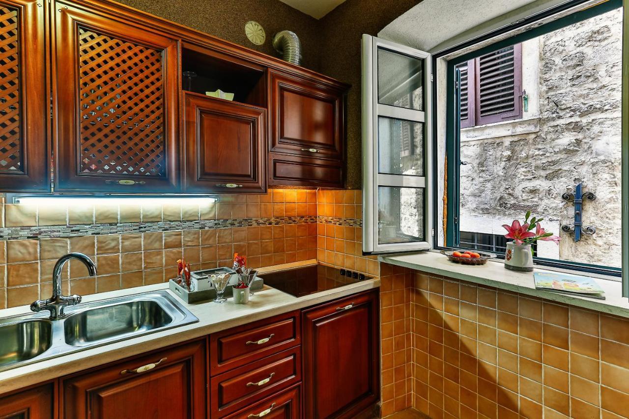 Apartman 367 Kotor Luaran gambar